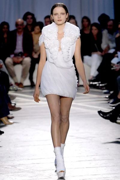 Look 38